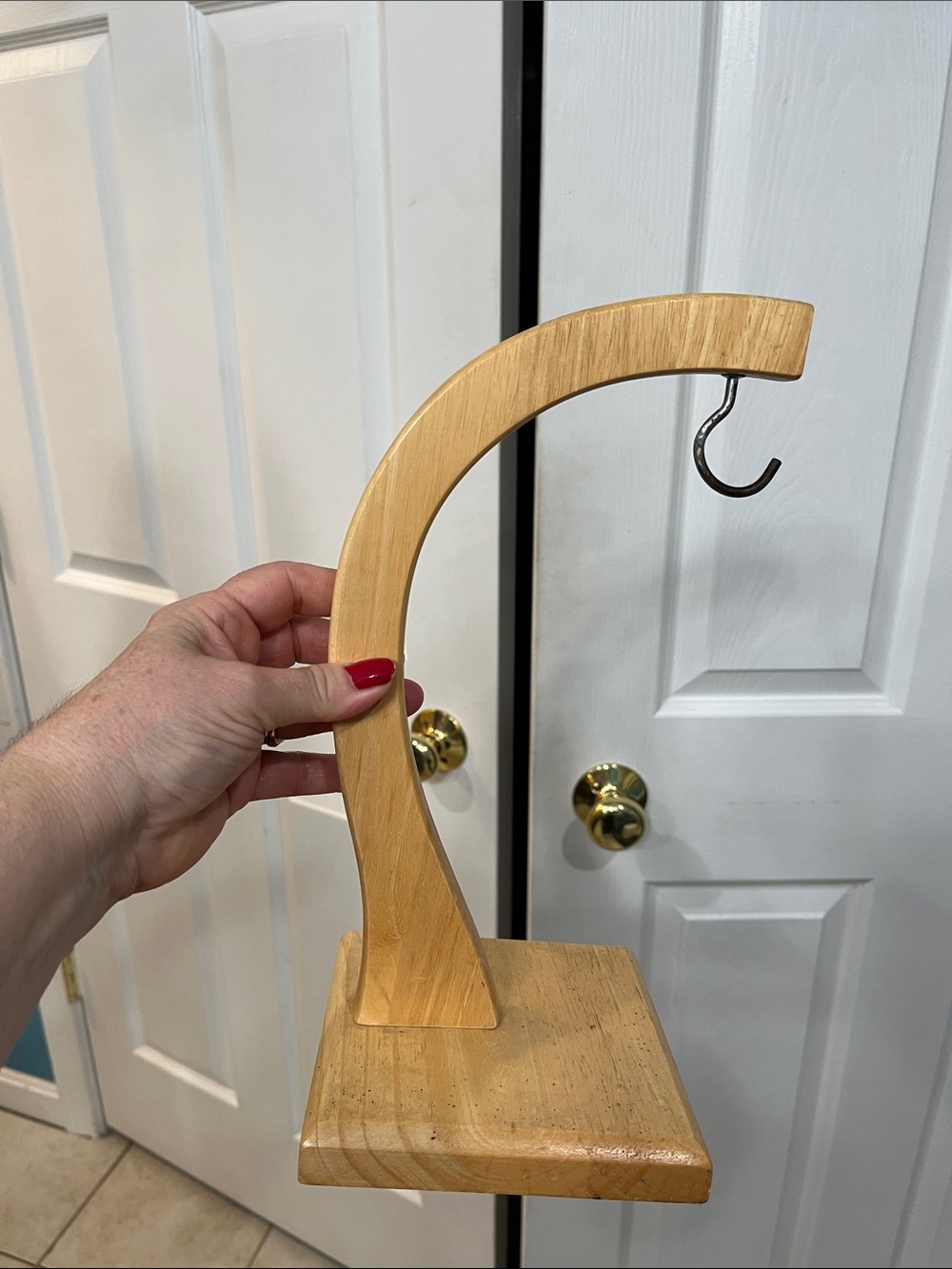 Natural Light Wood Curved Hook Stand for bananas or Display - Light Wood